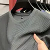 Fabricantes directos camiseta fina de bambú y seda de hielo para hombre manga corta verano elástica ajustada cómoda sensación fresca top casual moda