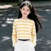 Conjunto de Dos Piezas Rayado de Verano para Niñas Estilo Coreano Casual Mangas Largas Shorts Niños Medianos y Grandes Ropa Elegante Ropa de Verano de Moda