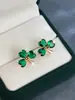 Brincos de Trevo de Quatro Folhas Esmeralda Tang Jia para Mulheres Luxo Leve Brinco Dourado Pequeno Nicho Sensação de Alto Padrão
