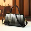 Bolsa de Mão Patchwork Elegante Versátil Nova Moda High-End 2026 Bolsa Feminina Bolsa para Mãe Bolsa Transversal de Couro Genuíno