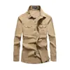 Camisa de algodón de manga larga para hombre de primavera y otoño, ropa de trabajo lavada para hombre de mediana edad al aire libre, camisa lisa suelta, fabricante de ropa para hombre