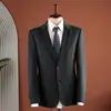 Traje de alta gama, chaqueta de traje para grupo de hombres con estampado de ballenas, adecuada para entrevistas, vestimenta de negocios casual y ocasiones formales; diseñado para ejecutivos y destinado a la exportación transfronteriza