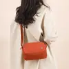 Nova Bolsa Feminina de Moda Versátil com Design Multicamadas de Nylon Impermeável Ultraleve para Exterior, Grande Capacidade, Tiracolo/Transversal