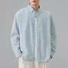 Ropa de Hombre Shanggu Camisa de manga larga simple de algodón puro estilo americano para hombre, chaqueta camisa casual holgada con cuello de solapa para primavera y otoño