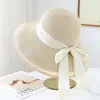 Chapéu de Palha Estilo Japonês Simples Elegante com Tira Tecida de Aba Larga Proteção Solar para Mulheres Verão Casual Versátil Chapéu Balde Proteção Solar Chapéu de Pescador para Férias Viagem