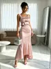 Vestido de Noche A375 con Correa Rosa Nueva para Mujer, Estilo Europeo y Americano, Vestido Largo Ajustado con Retazos de Encaje, Vestido de Fiesta sin Espalda