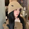 Sombrero de pescador de punto de alta gama para mujer, cálido de invierno, adelgazante, para circunferencia de cabeza grande, sombrero tipo cubo retro estilo coreano