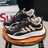 Sapatos de moda de luxo leve sapatos masculinos de alta qualidade couro impermeável de ponta sola grossa esportivos para corrida casuais sapatos Forrest Gump de três listras