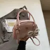 Bolsa de Mão Quadrada Pequena da Moda Tendência 2026 Nova Primavera Nicho Simples Casual Bolsa de Ombro Bolsa Transversal de Alto Valor