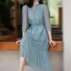 Elegante y suave vestido largo de seda de morera con cintas, vestido de seda de verano para mujer, sensación de alta gama y juvenil para el verano