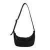 Bolsa Transfronteiriça de Moda Grande Capacidade para Mulheres 2026 Verão Nova Bolsa de Ombro Transversal Plissada Estilo Retrô Bolsa de Chifre para o Dia a Dia