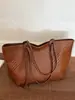 Bolsa tejida de gran capacidad, nuevo diseño de verano 2026, bolso de hombro o axila de color liso estilo vintage, bolso de mano tipo tote estilo coreano