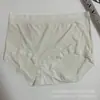 Vestido Xiaolan Z007 Sensación de Alta Gama Modal Cómodo Simple Suave Cera Agradable a la Piel Encaje Borde Calzoncillos Sin Costuras para Mujer