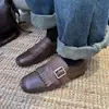 Mocasines Planos de Cuero con Hebilla, Brogue Tallado y Ribete de Piel para Mujer 2026 Nuevo Estilo Coreano Retro con Borlas Slip-On