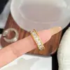Anillo Cuadrado de Diamantes Transfronterizo Europeo y Americano para Mujer, Moderno Diseño de Anillo Abierto de Moda con Círculo Completo de Circonita