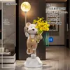 Fabricante Alemán Modelo Nuevo 2026 Oso Violento Adornos para Sala de Estar Junto al Gabinete de TV al Lado del Sofá Iluminación Decorativa Suave de Pie Grande