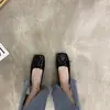 Sapatilhas femininas estilo Chanel 2026 novo modelo primavera/outono com laço, bico quadrado, sola plana, corte baixo, sapatos de vovó versáteis para o dia a dia