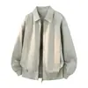 Jaqueta de trabalho oversized para homens, adequada para primavera e outono, estilo solto e casual, projetada para biotipos maiores, streetwear americano, estilosa e descolada, com gola de lapela