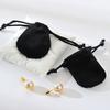 Produção em Pequenos Lotes de Sacos com Cordão de Veludo Cinza Camurça para Armazenar Anéis de Prata Pura e Sacos para Embalagem de Joias