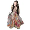 Impresionante Vestido Artístico Colorido Floral Estilo Vacacional con Tirantes Finos, Vestido Largo de Verano de Cintura Alta sin Espalda con Dobladillo Amplio para Fotos en la Playa