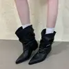 Botas Femininas de Salto Grosso para Tornozelo 2026 Novas Botas Femininas Outono Inverno Botas Martin Botas Western Plissadas Botas Curtas de Bico Fino para Mulheres
