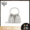 Bolso Cubo Nuevo Estilo Invierno 2026 Tachonado con Diamantes + Perlas Bolso de Mano Versátil de Moda Bolso Bandolera con Cadena para Fiesta