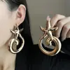 Uau Brincos Estilo Metal Minimalista de Luxo com Coração Vazado de Pérola Floral Retrô Europeu e Americano