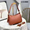 Yagleshi 2025 Nova Moda Bolsa Transversal de Ombro de Camada Dupla para Axila Bolsa Casual de Couro Macio para Mãe de Meia-idade