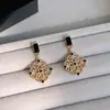 Pendientes Asimétricos de Piedra Ojo de Tigre 2025 Nuevo Diseño para Mujer Nicho Lujo Ligero Gama Alta Elegantes Pendientes Versátiles