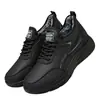 Sapatos Masculinos Inverno Plus Veludo Espessado Quente Sapatos de Algodão Superfície de Couro Versátil Masculino Sapatos Casuais Sapatos Esportivos Masculino Sapatos de Pai