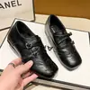 Zapatos de Salón de Corte Profundo Hermosos y Elegantes para Mujer, Zapatos Planos de Primavera y Otoño, Nuevo Estilo 2026, Zapatos de Piel Pequeños Mary Jane con Tacón Oculto y Peluche