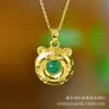 Pingente Cravejado de Calcedônia Verde Gelo Alto Estilo Casal Ágata Dourada Antiga Pingente Cravejado com Diamante Jade Buda Maitreya Venda Quente Transmissão ao Vivo