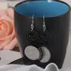 Recolección Transfronteriza de Pendientes Metálicos con Hojas Geométricas Escarchadas, Ganchos para Orejas Creativos Personalizados con Borla de Hoja Redonda Hueca