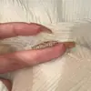 Anillo Minimalista Coreano con Purpurina Fina Diseño de Nicho de Gama Alta Exquisito Lujo Ligero Moda Elegante Versátil Anillo Sencillo Anillo con Purpurina Fina