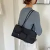 Bolsa de mano de nailon estilo coreano de nicho para mujer 2026, simple, de gran capacidad, ligera, a la moda, versátil, bolsa de axila