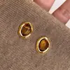 Brincos vintage requintados transfronteiriços Cao Shi, brincos de resina estilo francês, modernos, elegantes, versáteis e de alta qualidade