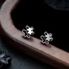 Brincos Cluster de Diamante Cheio de Novo Estilo Transfronteiriços para Homens, Modernos e Versáteis, Brincos de Flor de Íris em Forma de Cruz de Alto Padrão para Mulheres