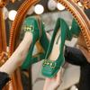 Zapatos de tacón alto de diseño extranjero estilo retro con punta cuadrada para mujer 2024 nuevos Mary Janes franceses con hebilla de caballo y tacón grueso de una sola capa