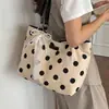Bolsa de Bolinhas para Mulheres 2026 Nova Moda de Verão Bolsa Tote Versátil para Aula e Trabalho Bolsa de Ombro de Grande Capacidade