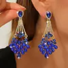 Pendientes Largos Europeos y Americanos Transfronterizos de Lujo Ligero Incrustados con Diamantes en Forma de Gota, Pendientes de Borla de Alta Gama para Boda y Noche, Joyería para Mujer
