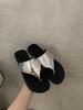 Chinelos Flats de Nicho Calçados Femininos para Uso Externo 2024 Nova Moda de Verão Sapatos Romanos Sandálias e Chinelos Calçados de Praia