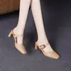 Novas Tamancas Fechadas de Verão 2026 para Mulheres, Sapatos Femininos Estilosos e Modernos para Usar na Rua, Combinados com Saias, Salto Alto Grosso