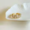Nuevo Anillo Francés Retro de Perlas y Pedrería Multicapa para Mujer Textura de Artesanía Pesada Lujo Ligero Personalidad Suave Anillo Abierto Ajustable