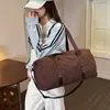 Bolsa Pequena para Viagem Feminina 2026 Novo Estilo Bolsa de Bagagem para Viagem de Negócios Grande Capacidade Bolsa de Armazenamento Leve Bolsa de Mão Esportiva para Fitness