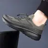 Zapatos nuevos para hombre estilo coreano, transpirables y cómodos, zapatos casuales para exteriores para hombre, zapatillas cómodas de suela blanda, zapatos de moda para commuting