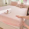 Lençol de Cama de Veludo Leite Esculpido Espesso de Inverno para Casa Casal Veludo Coral Dormitório Solteiro Capa de Colchão de Flanela