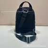 Pjia Lada Bolso de Nylon para Hombre Bolso de Pecho 2Vz116 Especialmente Proporcionado para Comercio Exterior Transfronterizo Bolsos de Alta Gama para Hombre