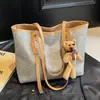 Bolso de mano retro de gran capacidad para mujer, bolso de hombro informal y moderno, combinable, 2024