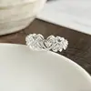 Anillo de Zirconia con Forma de Corazón Irregular Estilo Coreano para Mujer, Diseño Sencillo de Nicho, Moderno, Genial y Único, Anillo Abierto Chapado en Plata