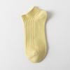 Calcetines de dos agujas calcetines cortos de mujer primavera y verano algodón fino calcetines de barco cortos de algodón simple de color sólido para mujer al por mayor